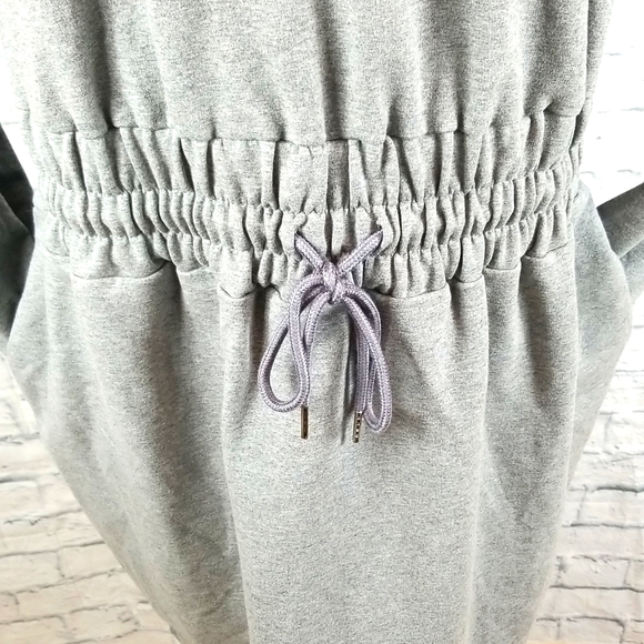 Sweatshirt Dress - Picture 3 of 11